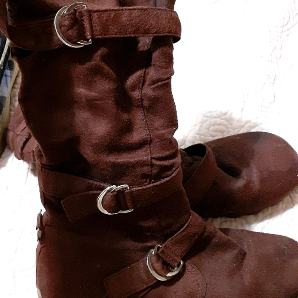 💚Off brand size 8 zipup boots fitted soft